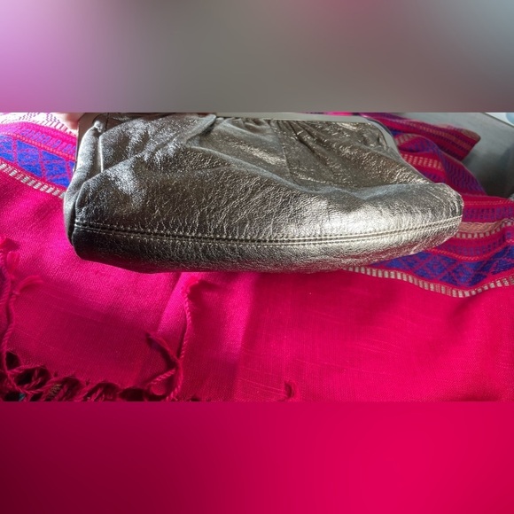 EXPRESS PEWTER CLUTCH BAG - Picture 4 of 11